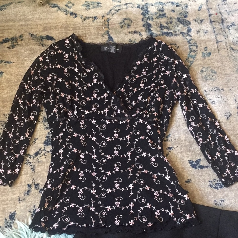 Pink embroidered black blouse - Picture 2 of 10